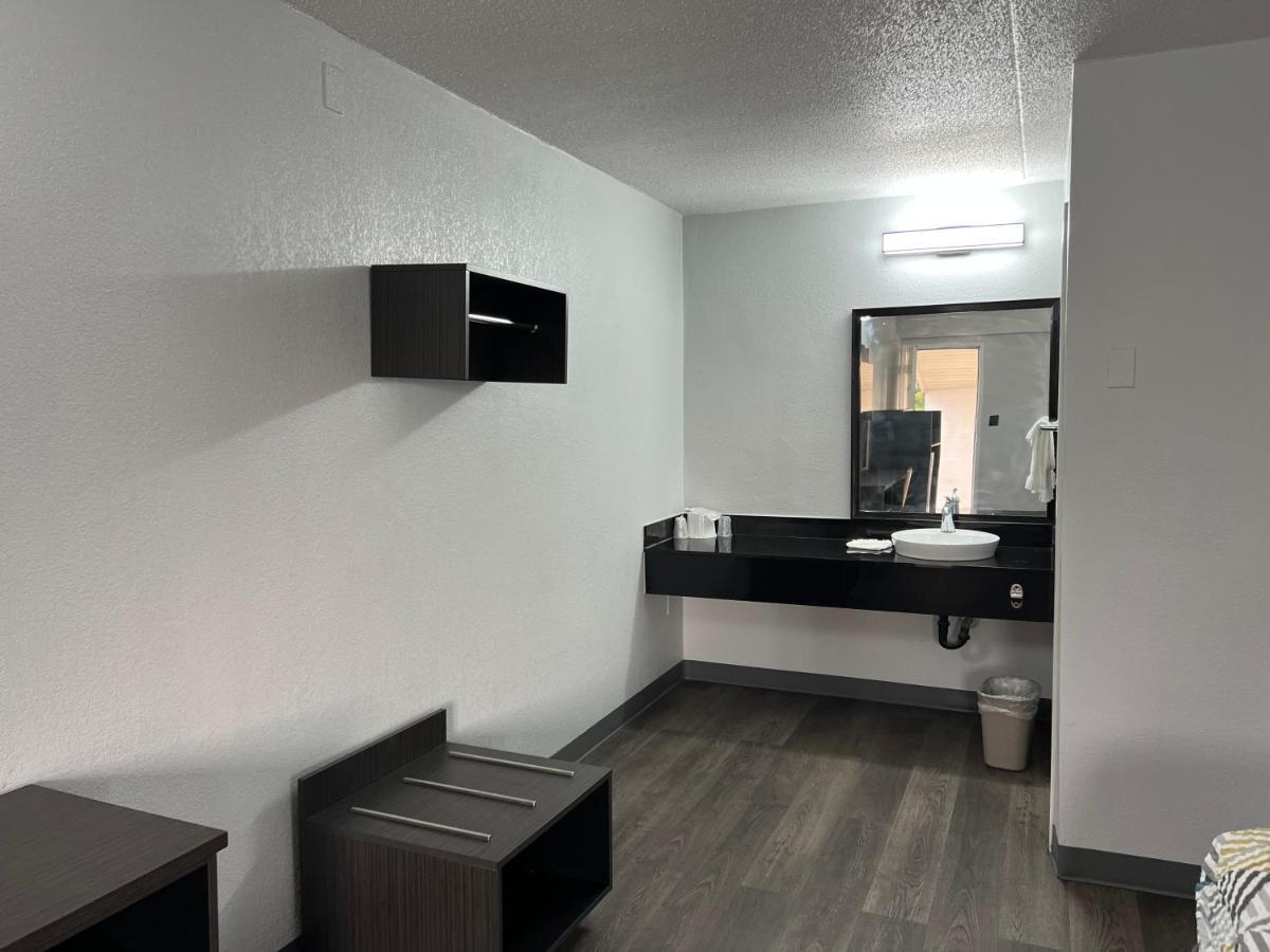 Motel 6-Middleburg Heights, Oh - Cleveland Dış mekan fotoğraf
