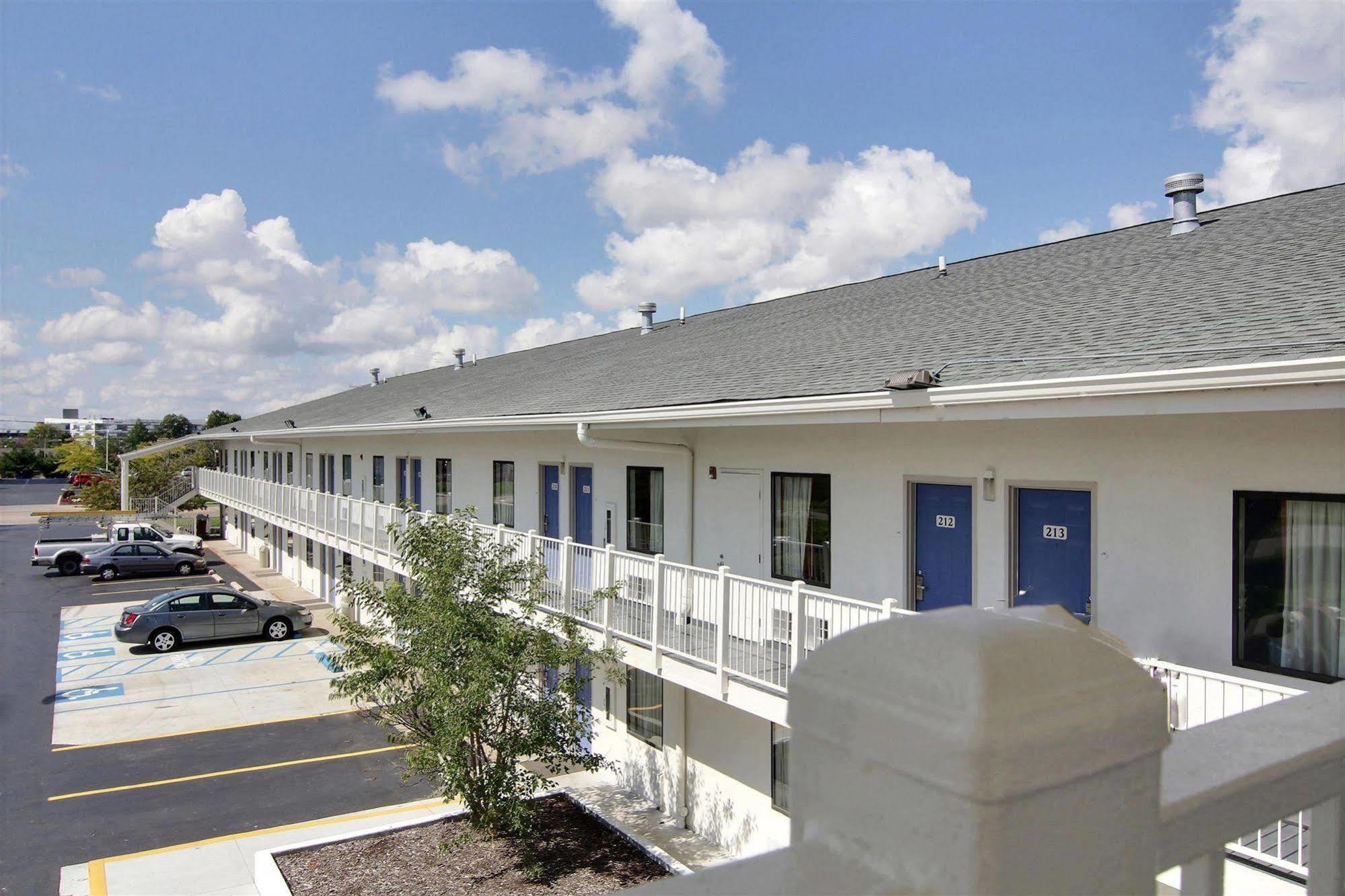 Motel 6-Middleburg Heights, Oh - Cleveland Dış mekan fotoğraf